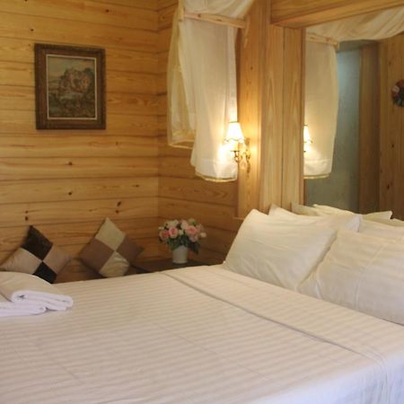 Huen Chan Thip Chiang Rai Chambre photo